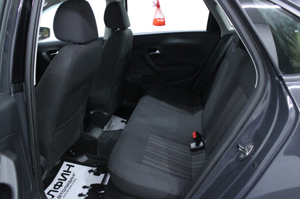 Volkswagen Polo Sedan I · Рестайлинг