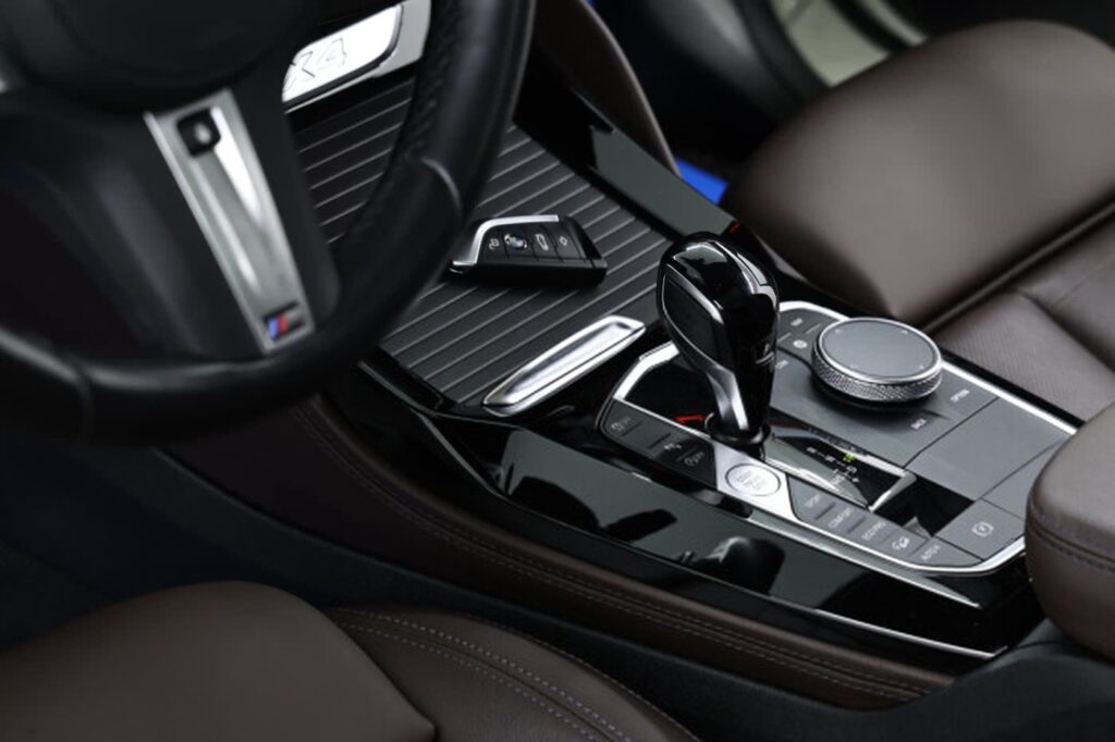 BMW X4 G02 · Рестайлинг