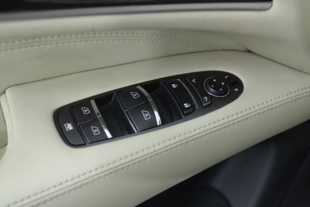 Infiniti QX60 L50 · Рестайлинг