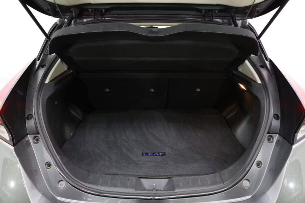 Nissan Leaf II