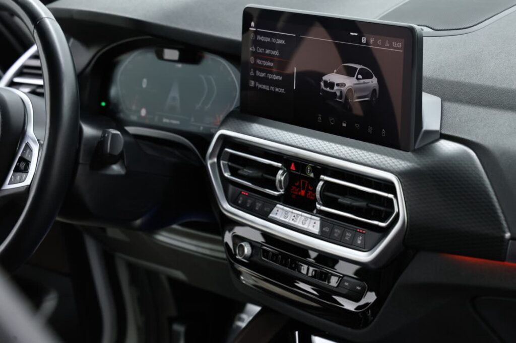 BMW X4 G02 · Рестайлинг
