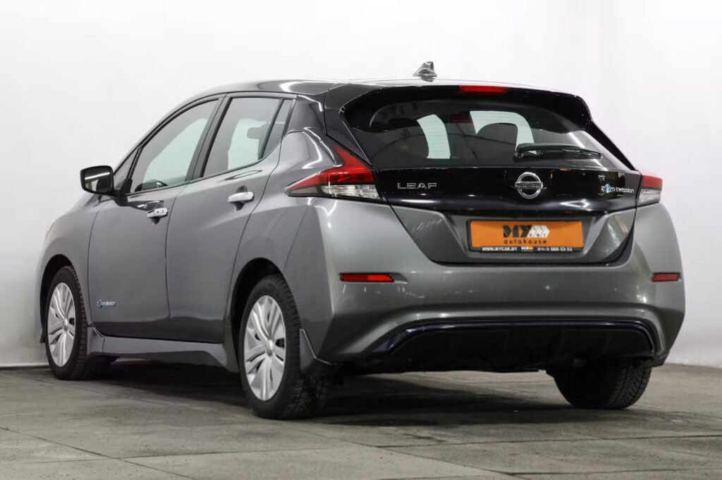 Nissan Leaf II