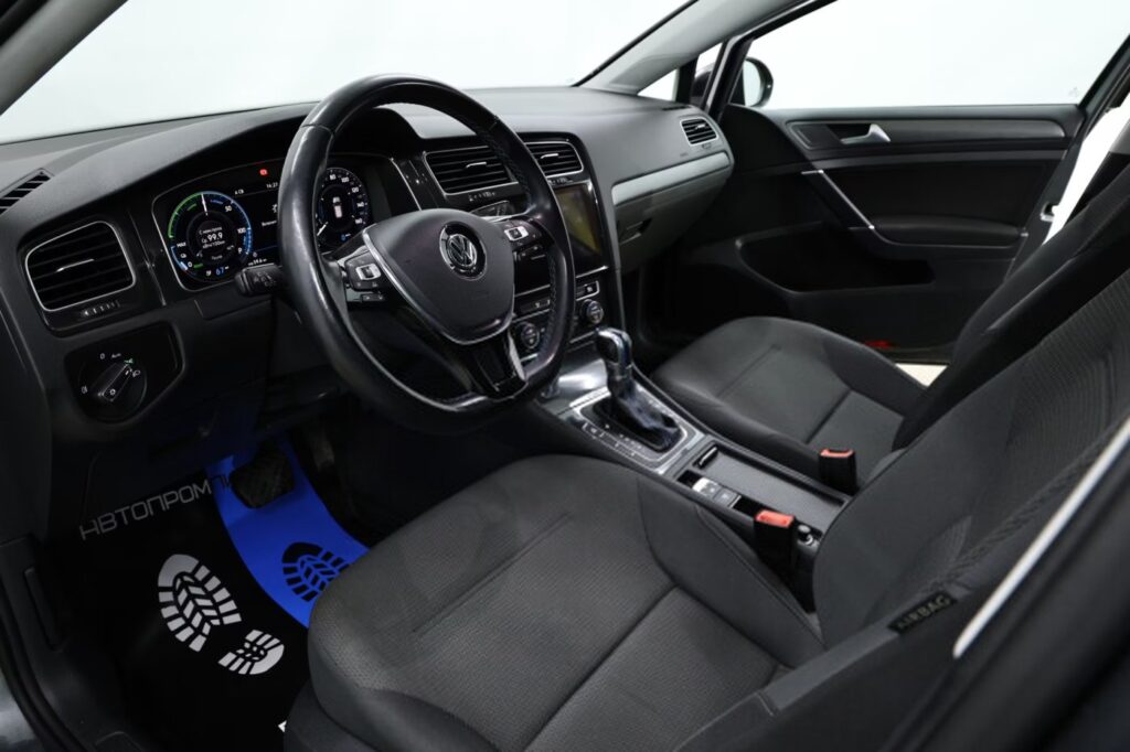 Volkswagen e-Golf VII · Рестайлинг