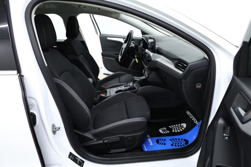 Ford Focus IV