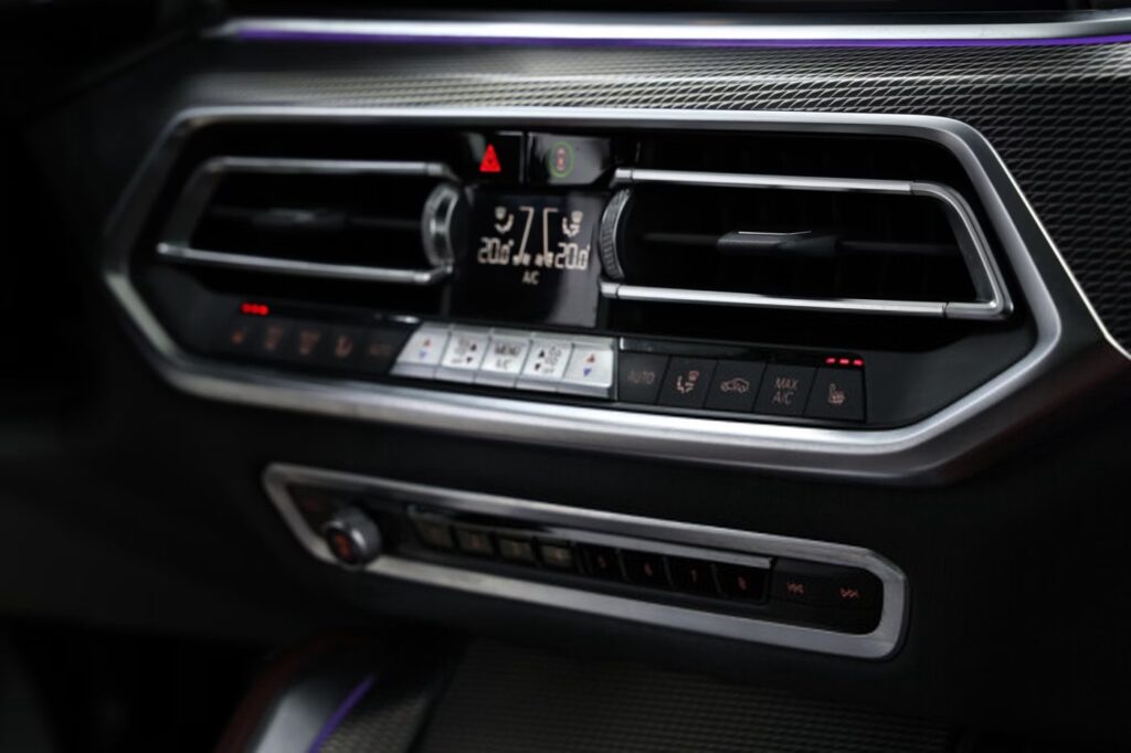 BMW X6 G06