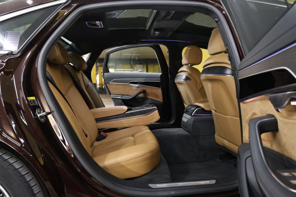 Audi A8 D5