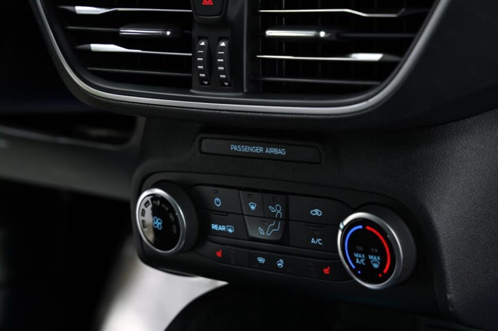 Ford Focus IV
