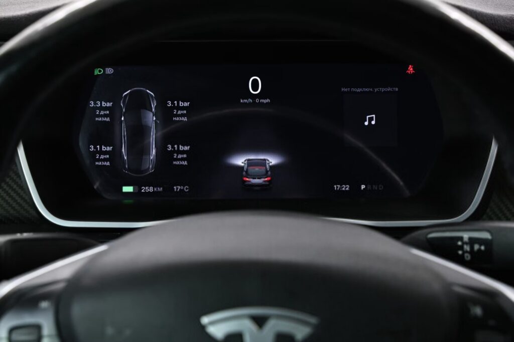 Tesla Model S I
