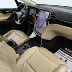Tesla Model X I