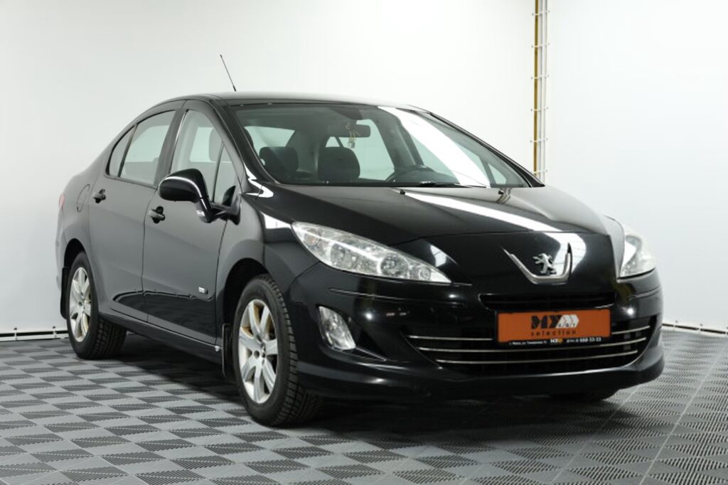 Peugeot 408 I