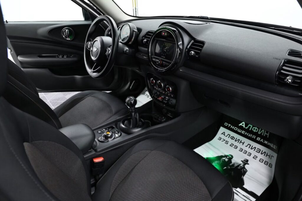 Mini Clubman F54