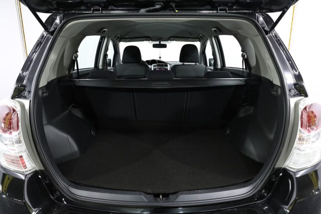 Toyota Verso I · Рестайлинг