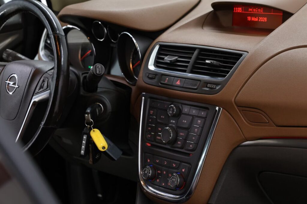 Opel Mokka I