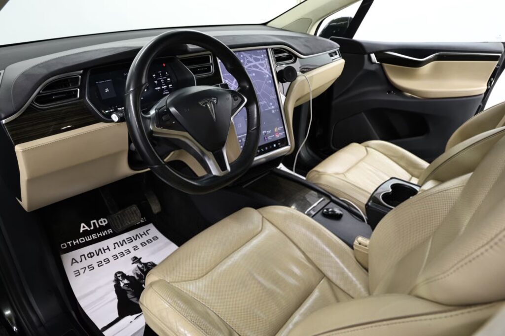 Tesla Model X I