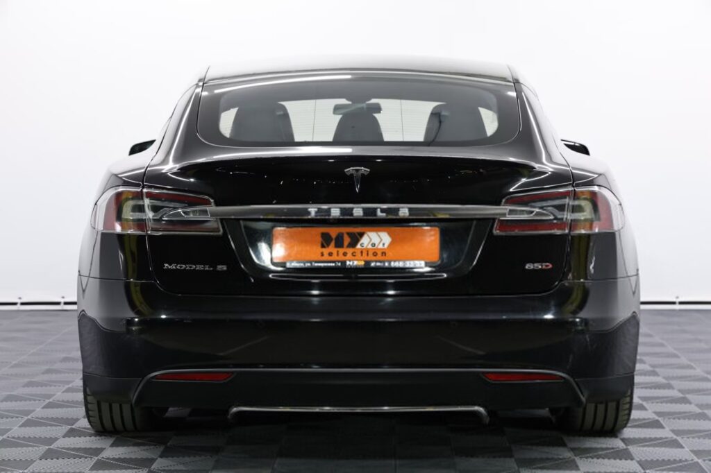 Tesla Model S I
