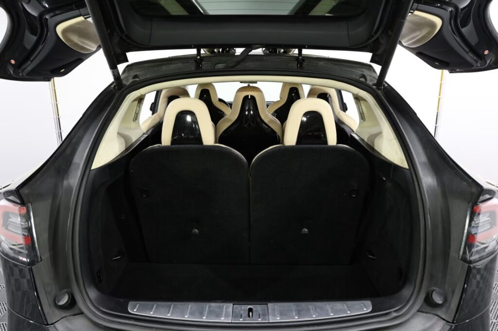 Tesla Model X I