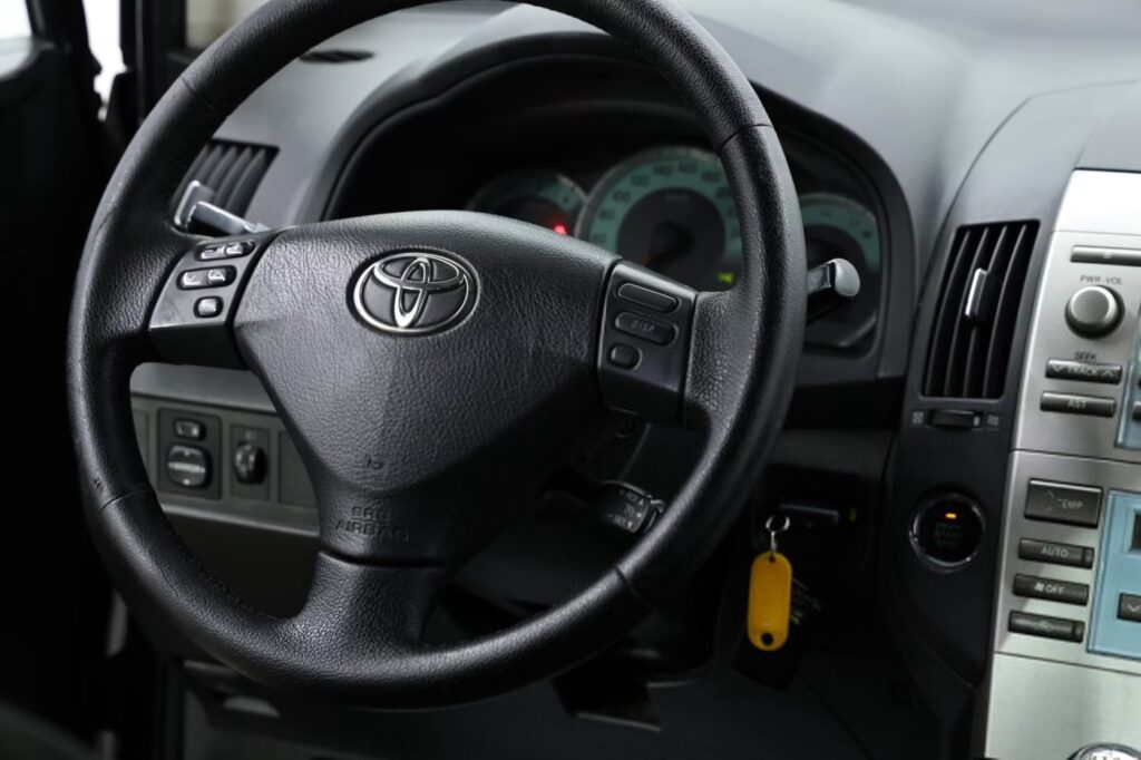 Toyota Corolla Verso II (AR10)