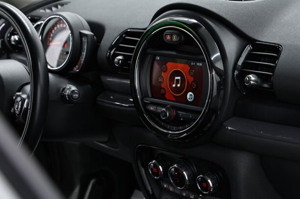 Mini Clubman F54