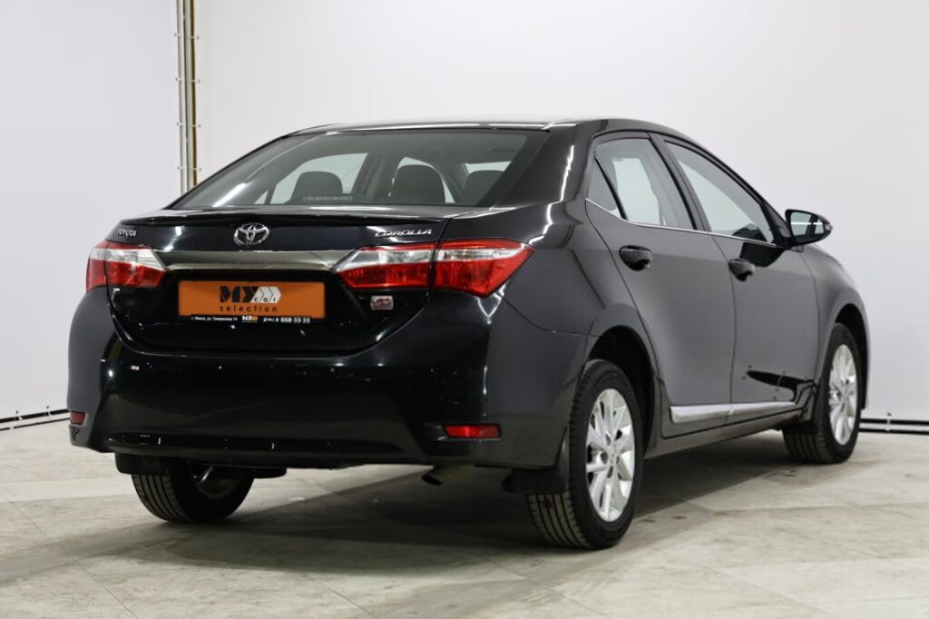 Toyota Corolla XI (E170)