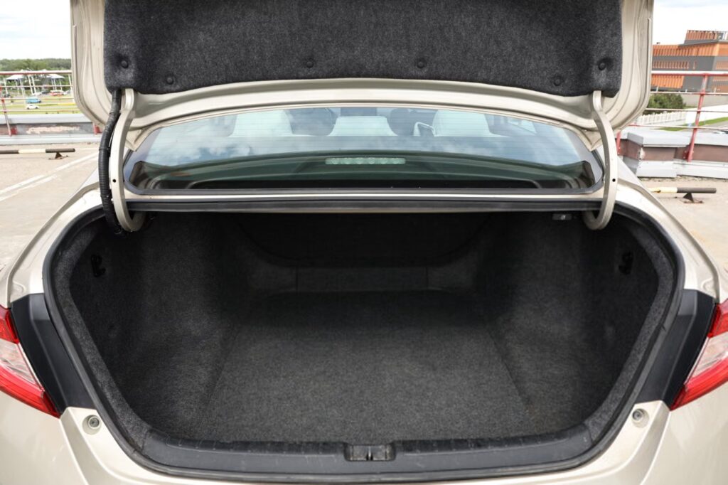 Honda Accord X