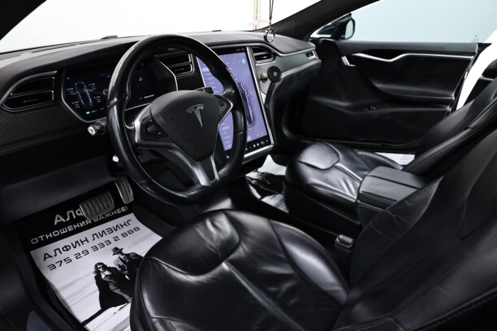 Tesla Model S I