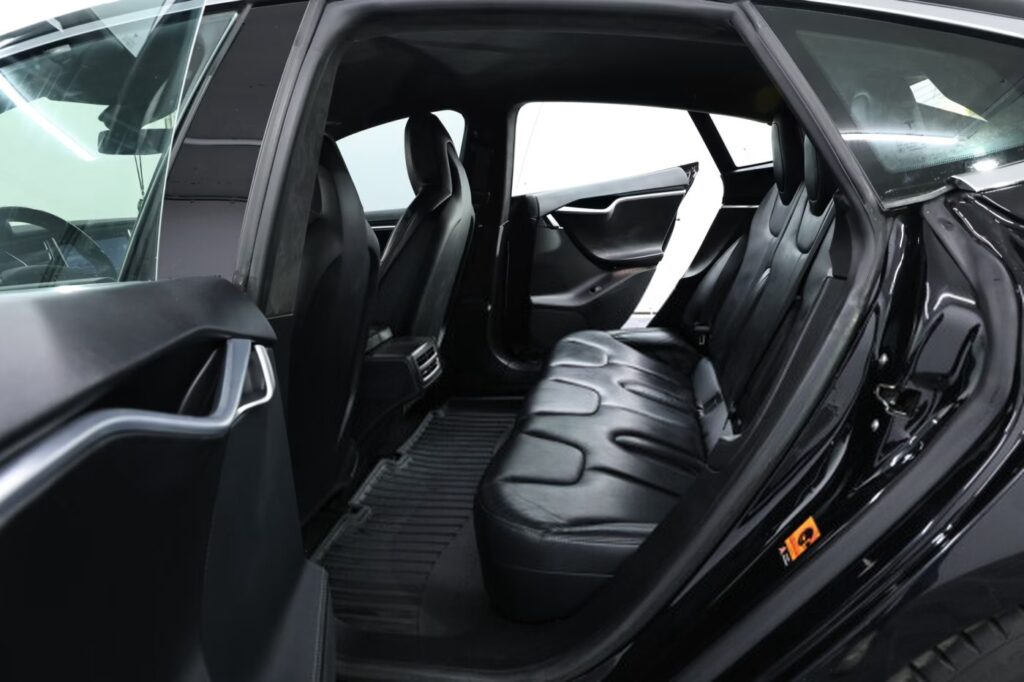Tesla Model S I