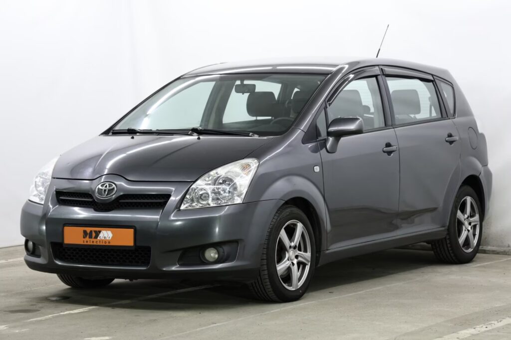 Toyota Corolla Verso II (AR10)