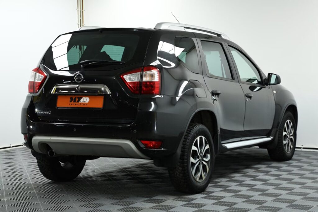 Nissan Terrano D10