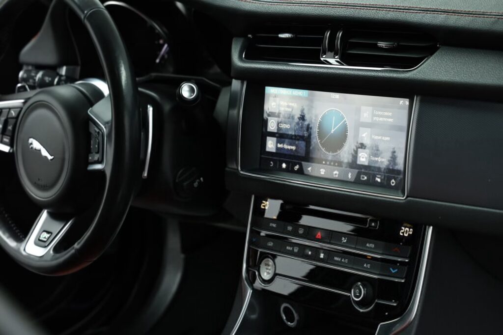 Jaguar XF X260