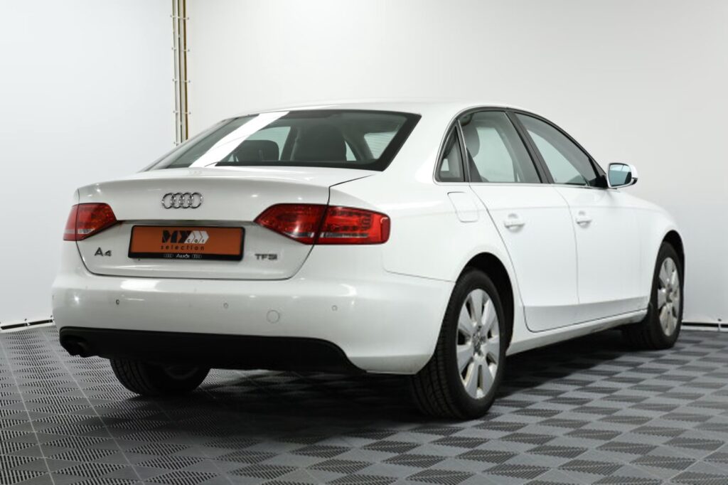 Audi A4 B8
