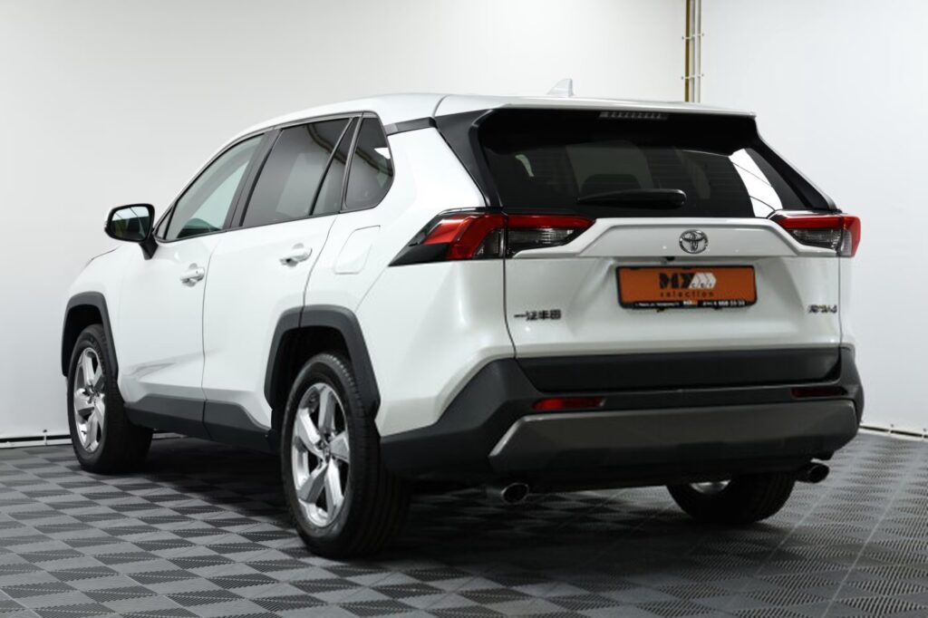 Toyota RAV4 V (XA50)