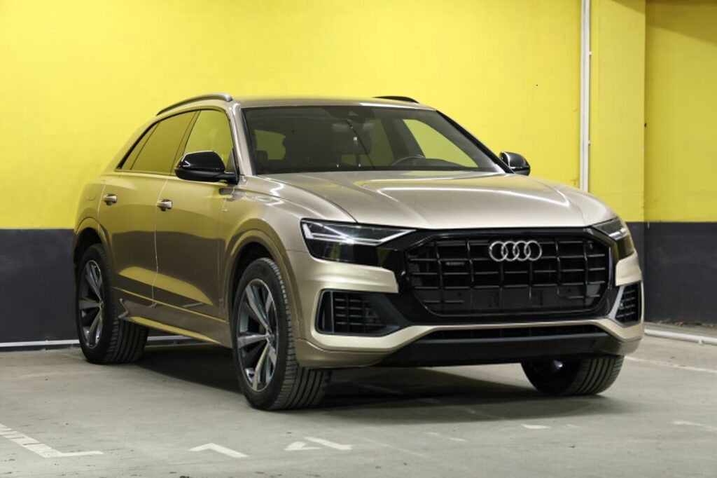 Audi Q8 I
