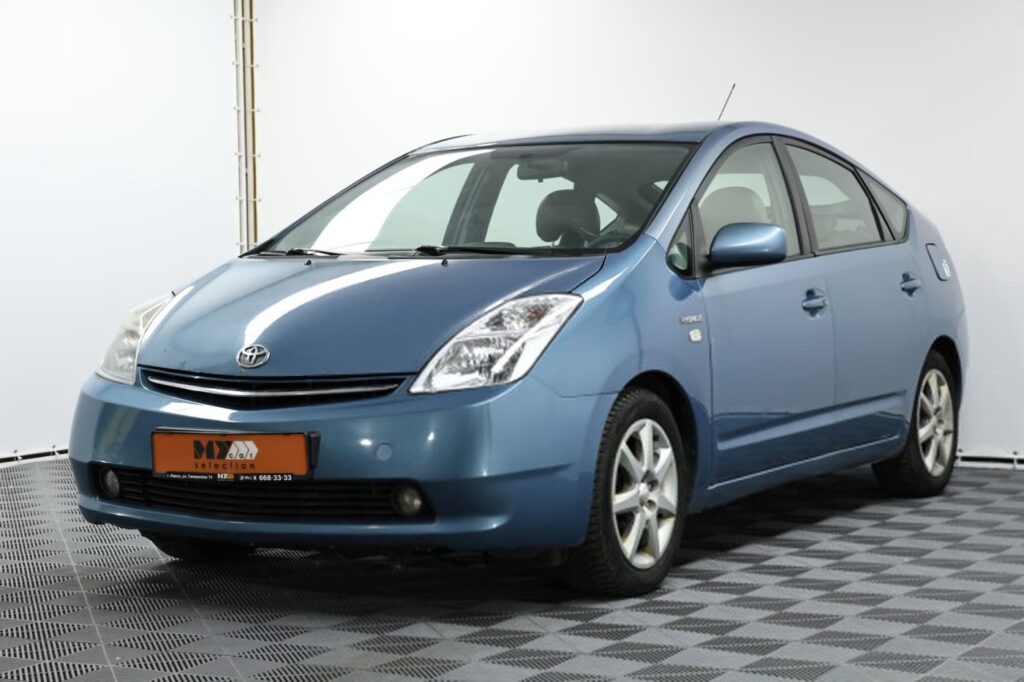 Toyota Prius II (XW20) · Рестайлинг