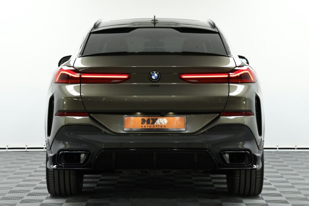 BMW X6 G06