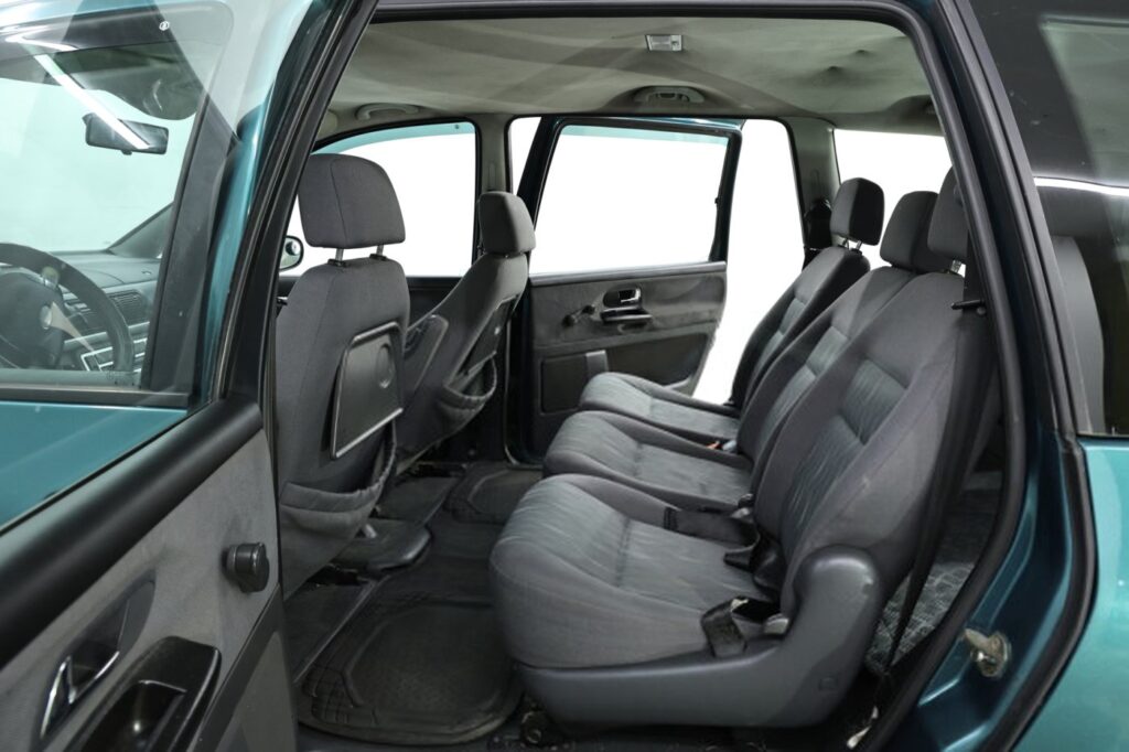 Ford Galaxy I · Рестайлинг