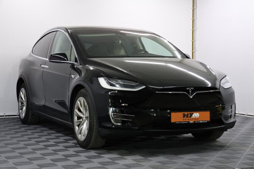 Tesla Model X I