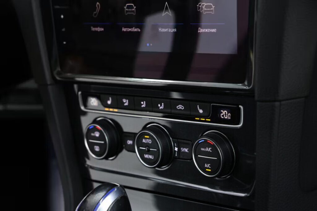 Volkswagen e-Golf VII · Рестайлинг