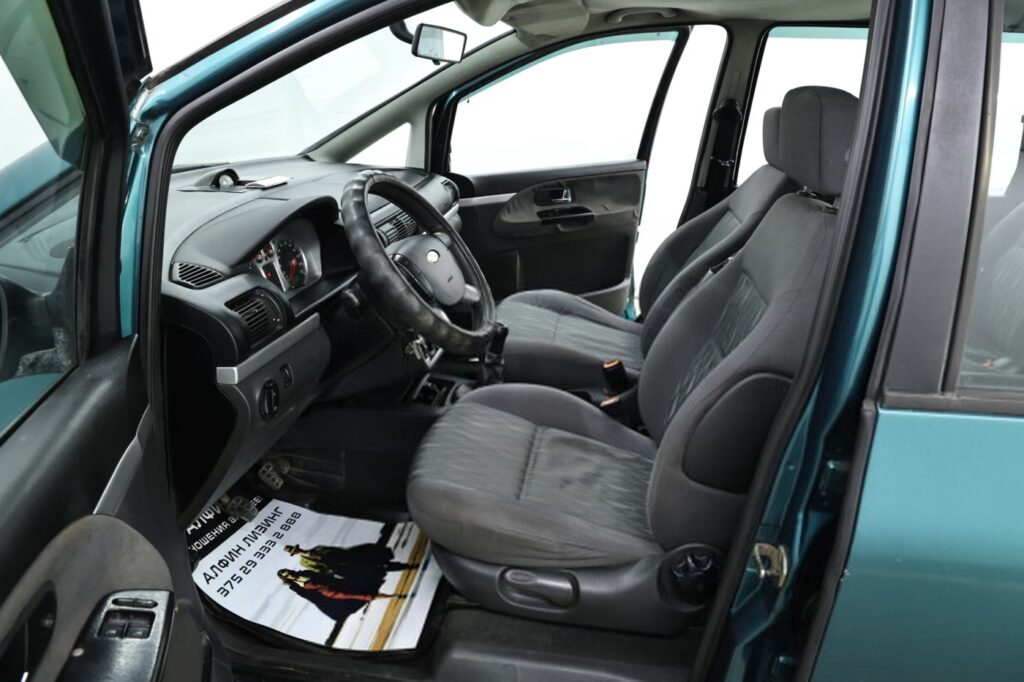 Ford Galaxy I · Рестайлинг