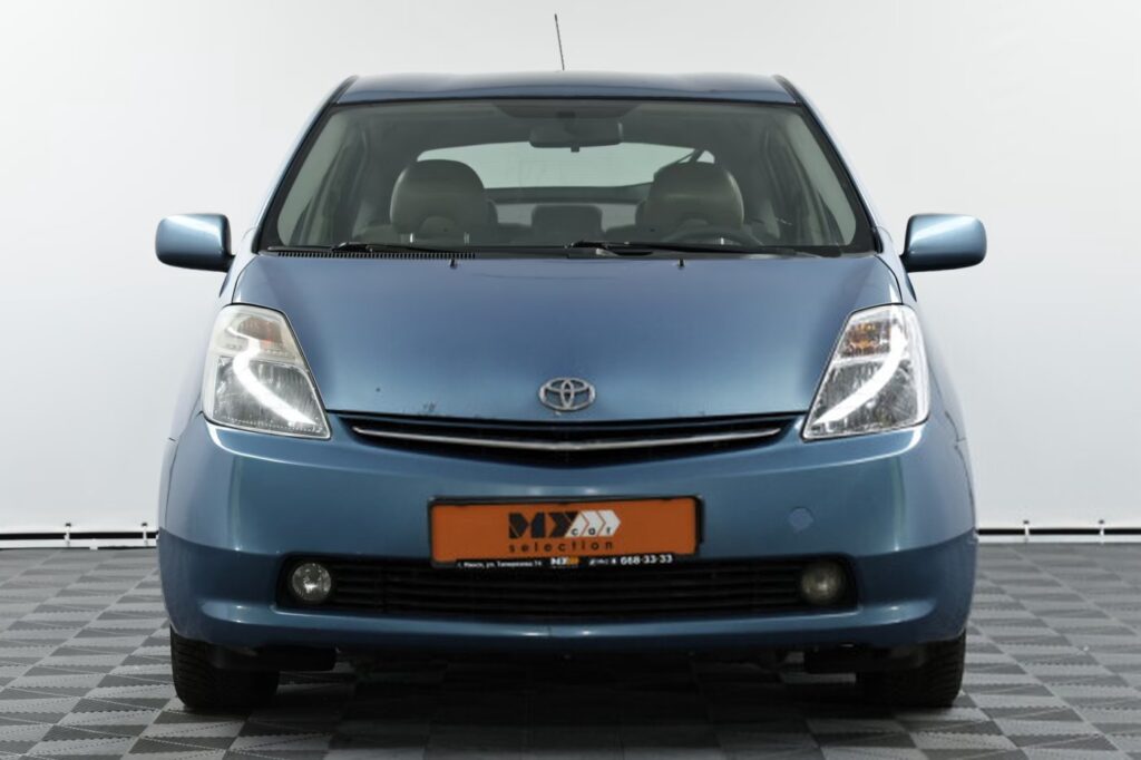Toyota Prius II (XW20) · Рестайлинг