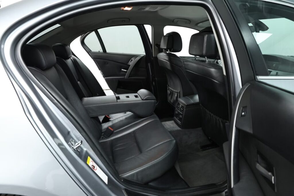 BMW 5 серия E60, E61