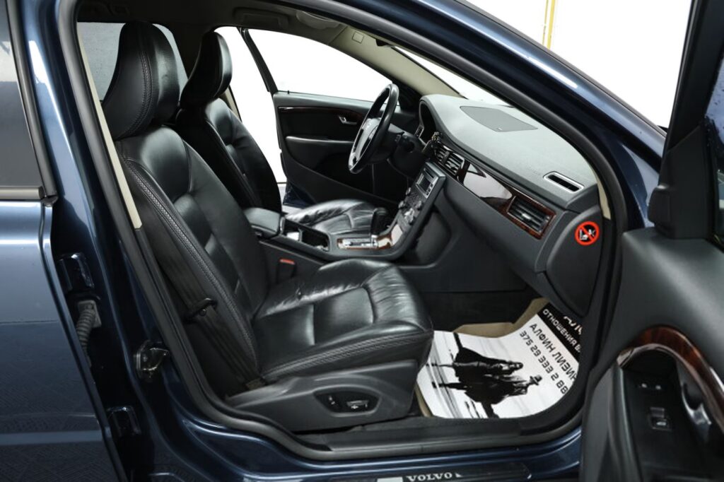 Volvo XC70 III