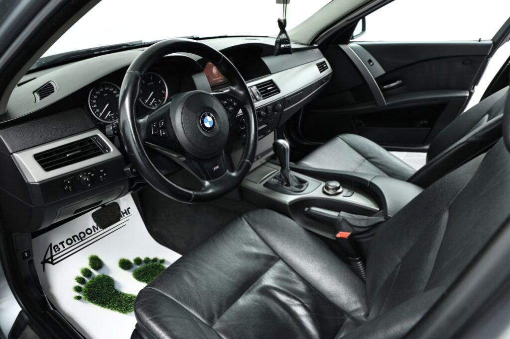 BMW 5 серия E60, E61