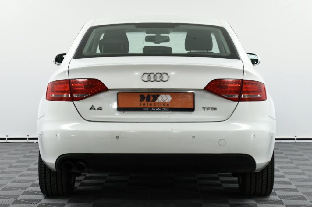 Audi A4 B8