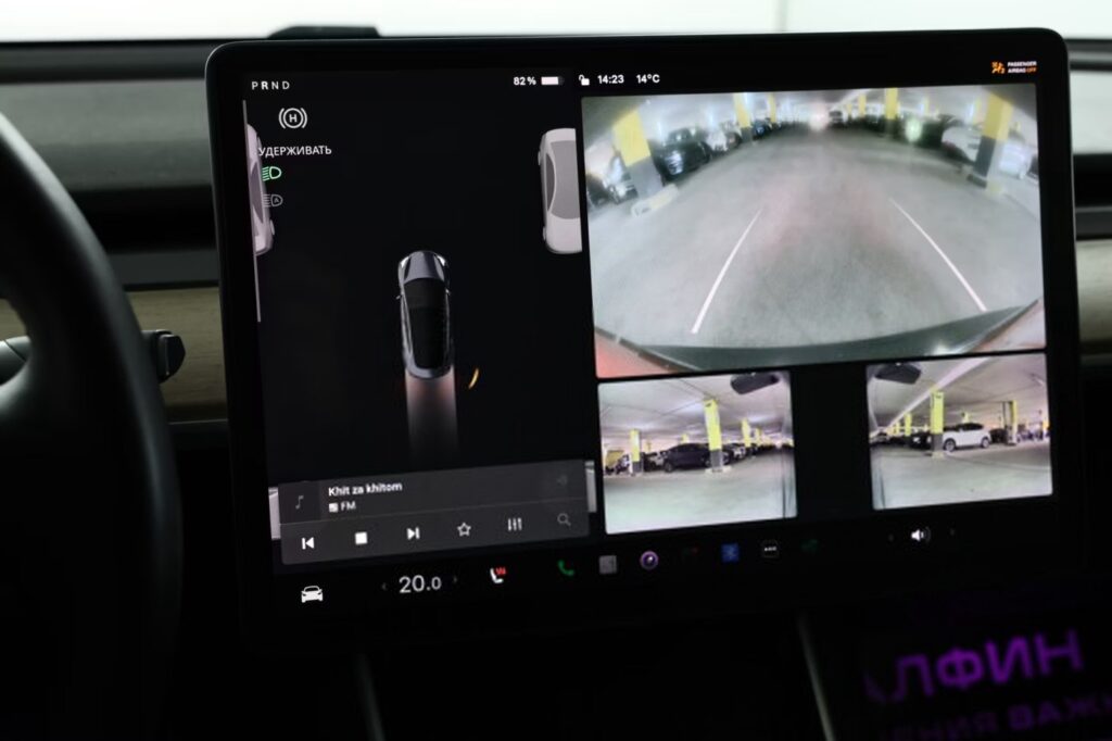 Tesla Model 3 I