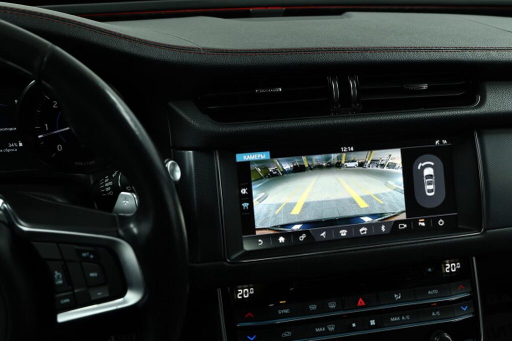 Jaguar XF X260