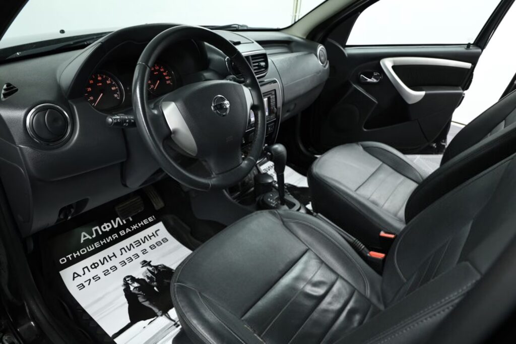 Nissan Terrano D10