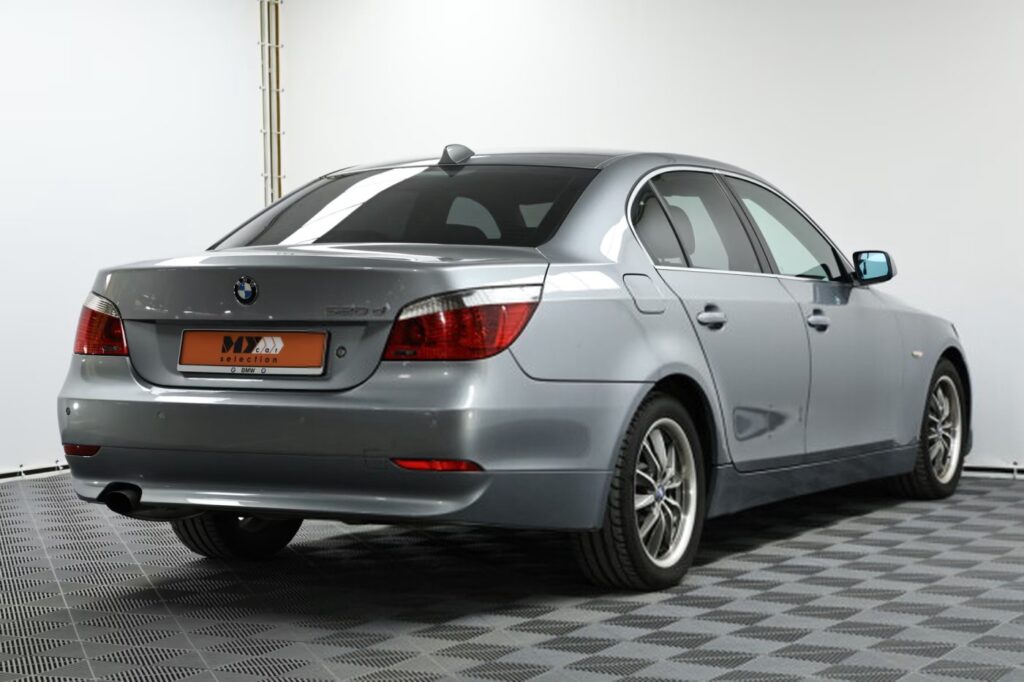 BMW 5 серия E60, E61