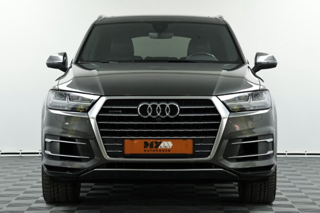 Audi Q7 4M