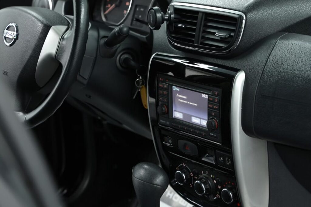 Nissan Terrano D10