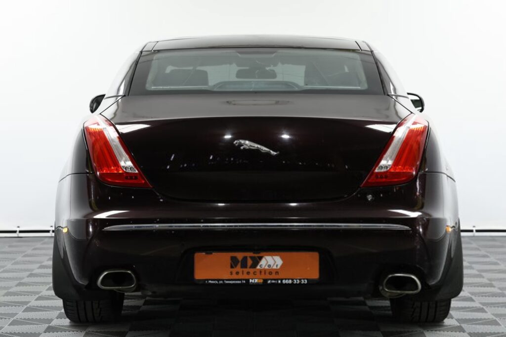 Jaguar XJ X351